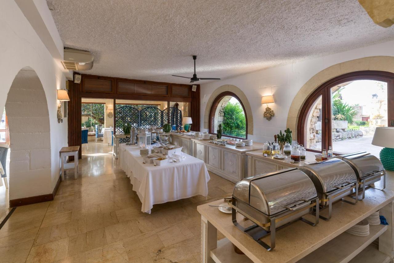 Hotel Ta' Cenc & Spa Sannat Екстер'єр фото Buffet at a hotel