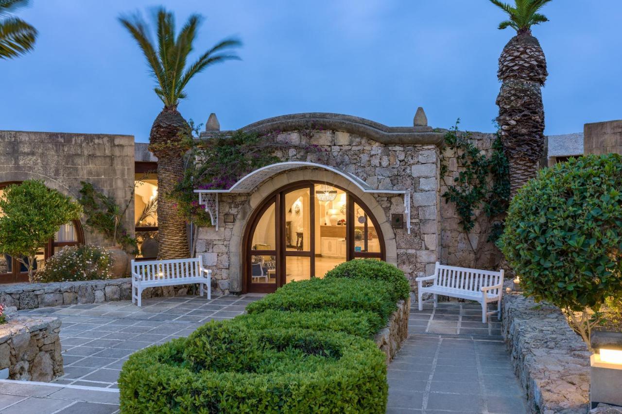 Hotel Ta' Cenc & Spa Sannat Екстер'єр фото The entrance of the hotel