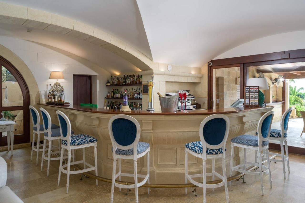 Hotel Ta' Cenc & Spa Sannat Екстер'єр фото The bar at the hotel
